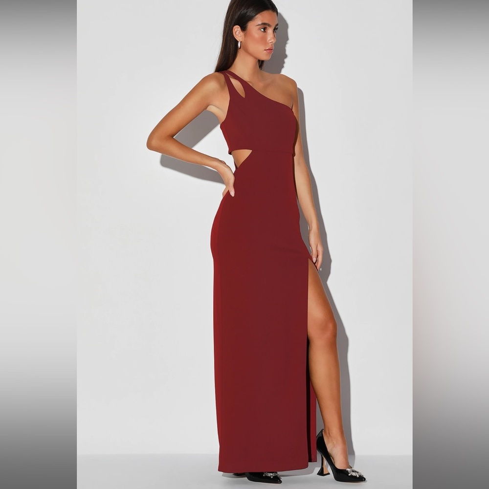 Lulu’s Simply Beautiful Burgundy One-Shoulder Cutout Maxi Dress